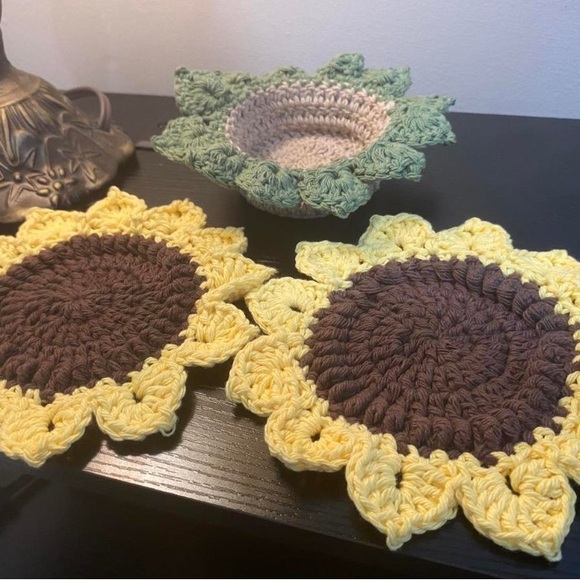 Handmade Sunflower Coasters - Picture 4 of 4